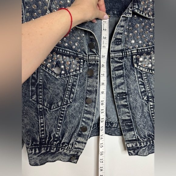 Alice + Olivia Embellished Crystal Denim Jacket – Size M - Picture 10 of 16